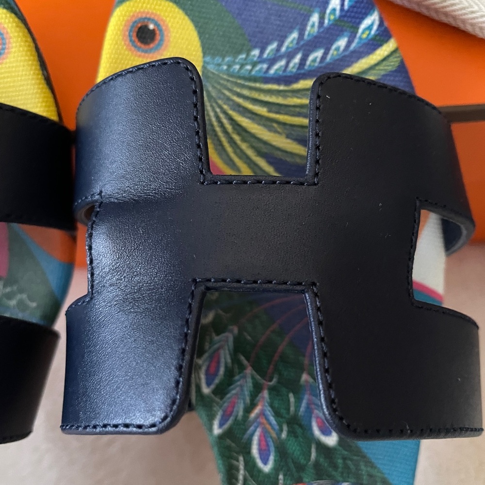 Hermes Oasis Sandals - Picture 4 of 7